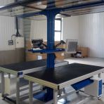 Pracovní stoly s osvětlením