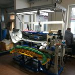 Montážní stroj nárazníku